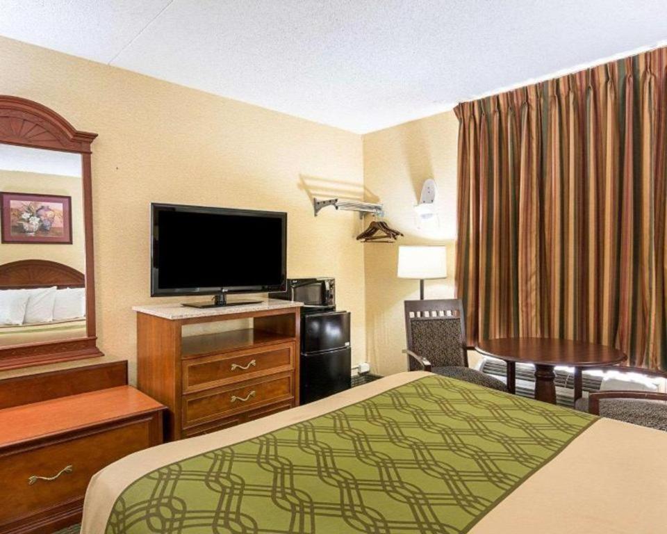 Econo Lodge Near Quantico Marine Base Dumfries Exterior photo